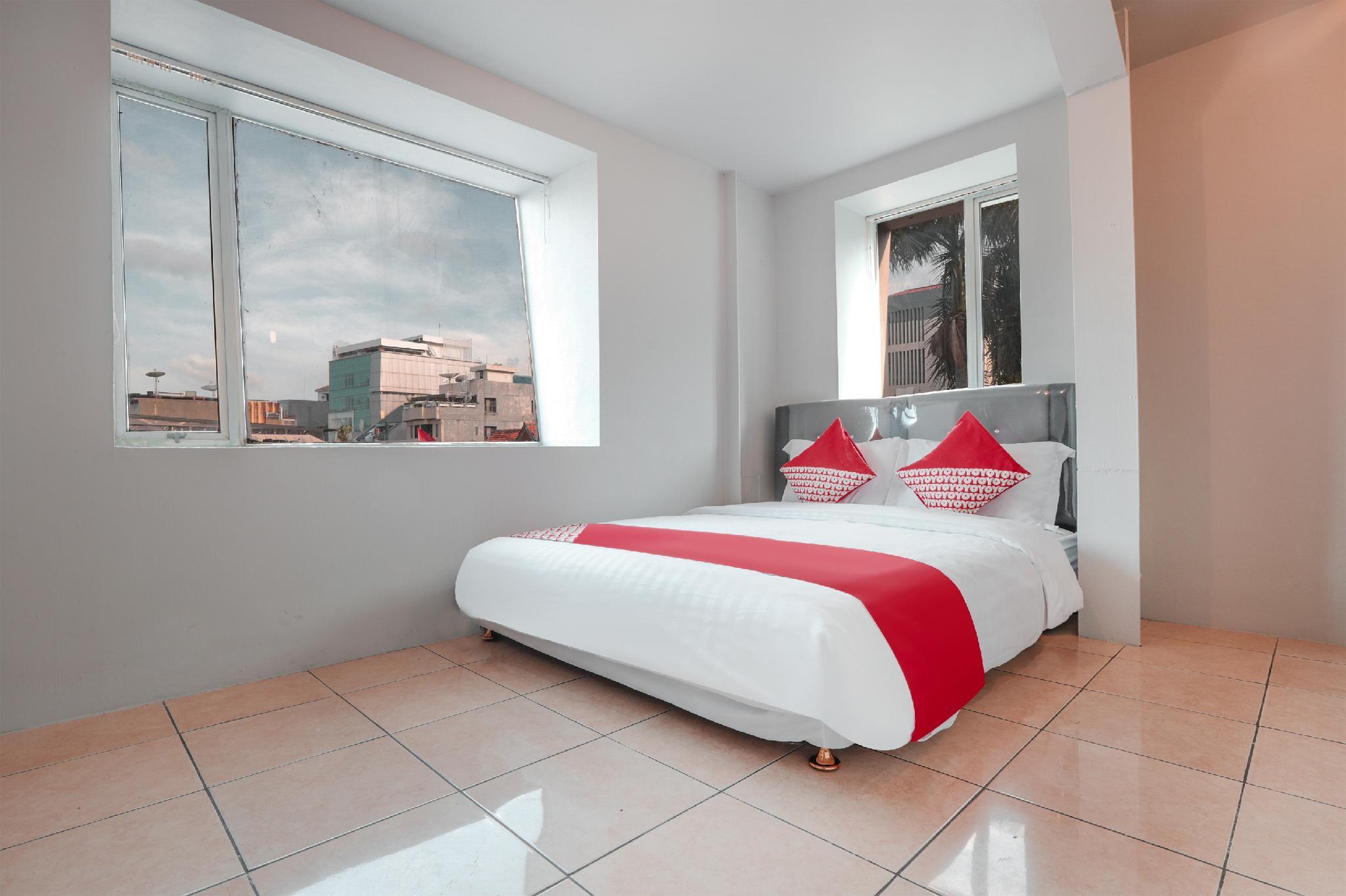 Oyo 208 G House Hotel Jakarta Eksteriør billede